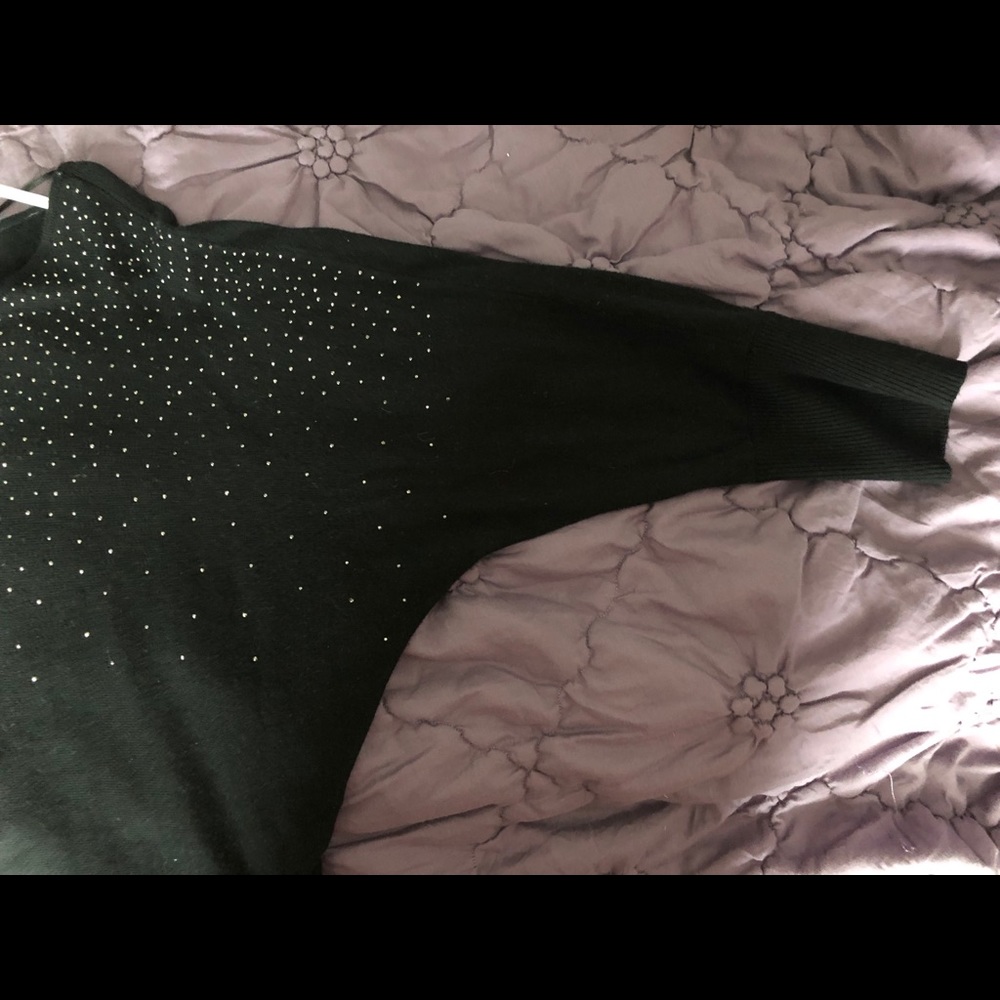 Sweater - Picture 2 of 3
